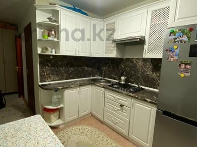 2-бөлмелі пәтер · 48.8 м² · 5/5 қабат, мкр 8, Рыскулова, бағасы: 13.5 млн ₸ в Актобе