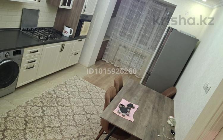 2-комнатная квартира · 80 м² · 2/10 этаж, 27-й мкр 85 за 23 млн ₸ в Актау — фото 2