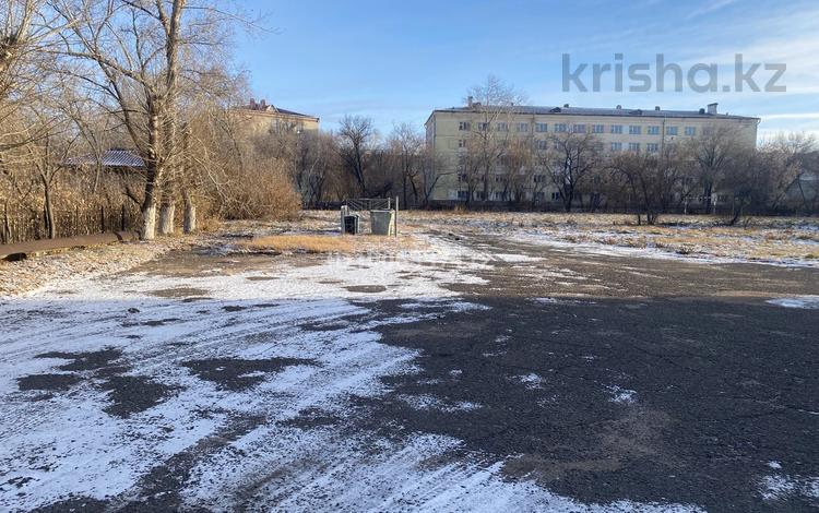 Участок · 3.6 соток, Интернациональная 14 — Территория школы 2 за 7 млн ₸ в Петропавловске — фото 2