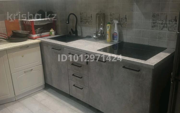 2-бөлмелі пәтер · 60 м² · 4/10 қабат, мкр Юго-Восток, Мкр.Степной 3, бағасы: 225 000 ₸ в Караганде, Казыбек би р-н — фото 2