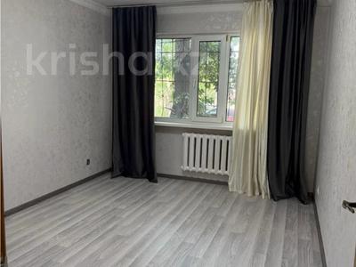 2-комнатная квартира · 48 м² · 1/5 этаж, Майкудук, 18й микрорайон за 12.4 млн ₸ в Караганде, Алихана Бокейханова р-н