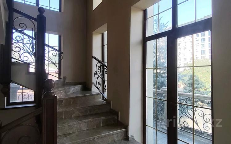 Еркін, кеңселер · 1470 м², бағасы: ~ 1.4 млрд ₸ в Алматы, Медеуский р-н — фото 2