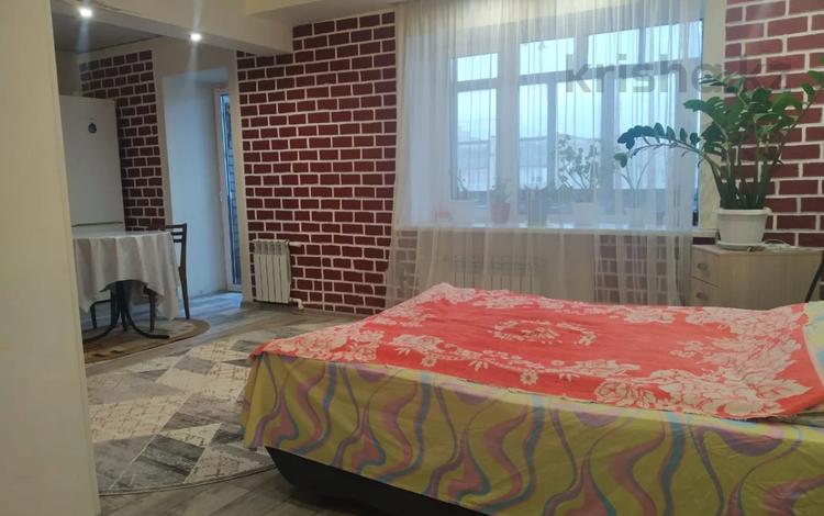 1-комнатная квартира, 32.2 м², 5/5 этаж, Назарбаева за 11 млн 〒 в Уральске — фото 3