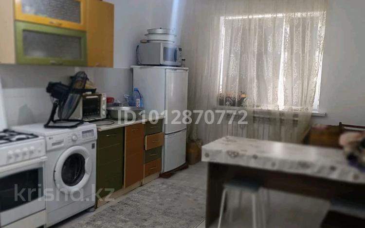 1-комнатная квартира · 37 м² · 2/2 этаж, мкр Восточный 50 за 9 млн ₸ в Талдыкоргане — фото 2