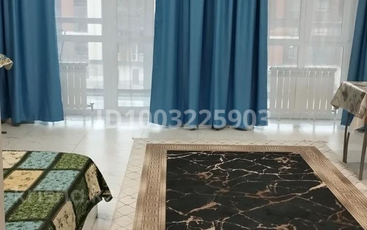 1-комнатная квартира · 36 м², Габдуллина 35 — Пересечение с Ауэзова за 9 000 〒 в Кокшетау — фото 10