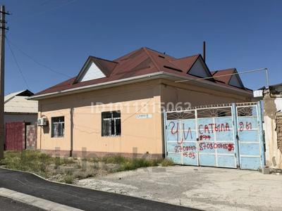 Отдельный дом · 4 комнаты · 180 м² · 10 сот., Сабир ибрагимов 7 — РИКСОС, ДВОРЕЦ, КМЗ за 18.5 млн ₸ в Туркестане