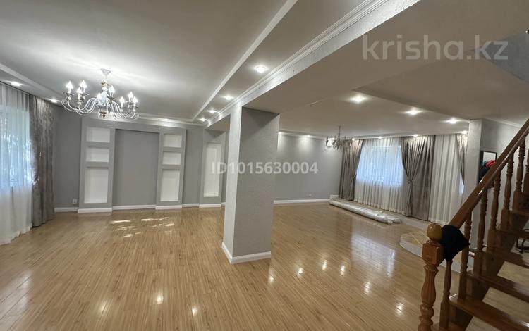 Отдельный дом · 4 комнаты · 210 м² · 10 сот., Бозшолак 5 за 1.4 млн ₸ в Астане, Алматы р-н — фото 2