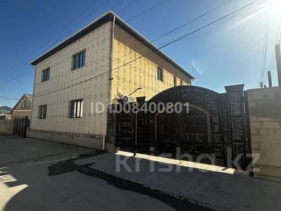 Отдельный дом · 7 комнат · 360 м² · 10 сот., Саяжай 19 — Рахат 1 1 көше 19 үй за 70 млн ₸ в Жанаозен