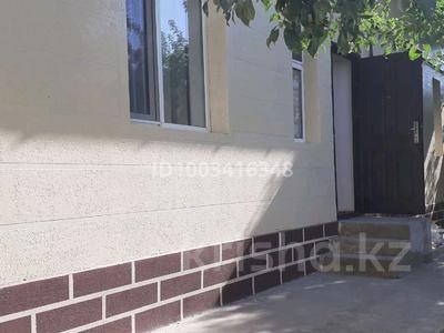 2-комнатная квартира · 77 м² · 1 этаж, мкр Самал-3 77 — 6 поликлиника за 50 000 ₸ в Шымкенте, Абайский р-н