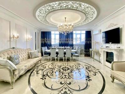 6-бөлмелі пәтер · 260 м², Сауран 18, бағасы: 244 млн ₸ в Астане, Есильский р-н