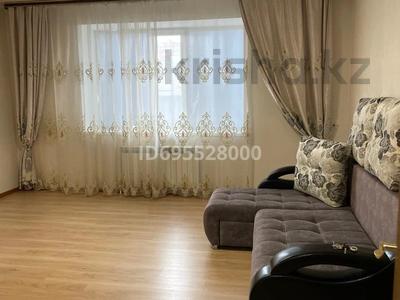 2-комнатная квартира · 78 м² · 3/9 этаж, мкр. Алтын орда, проспект Алии Молдагуловой 52 В за 200 000 ₸ в Актобе