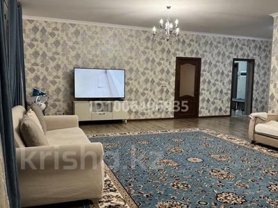 4-комнатная квартира · 193.1 м² · 1/4 этаж, Иляева — Акпан батыр/иляева за 70 млн ₸ в Шымкенте, Аль-Фарабийский р-н