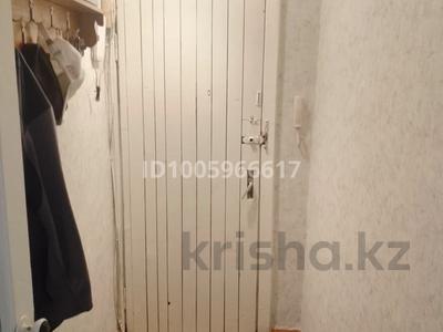 2-бөлмелі пәтер · 45 м² · 4/5 қабат, Аскарова 32 — Возле театра оперы и балета, бағасы: 17 млн ₸ в Шымкенте