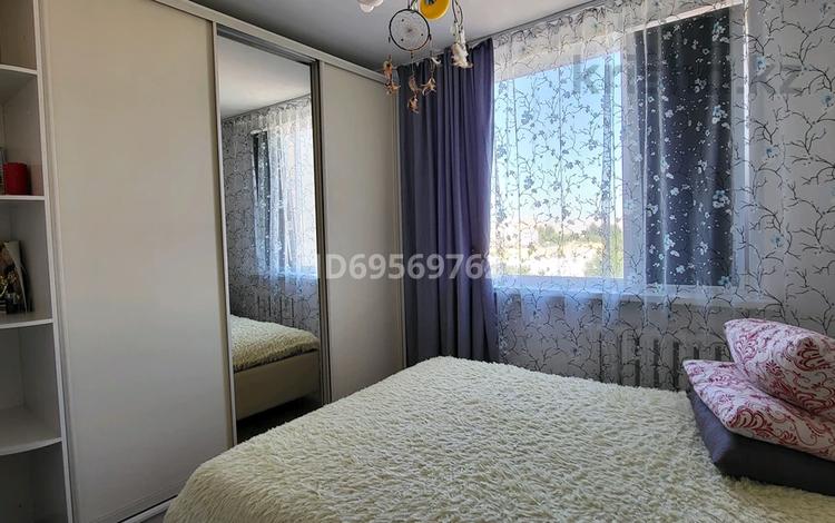 2-комнатная квартира · 52 м² · 8/9 этаж, 5 мкр 26 — Ост. Молодежная за 18 млн 〒 в Аксае — фото 4