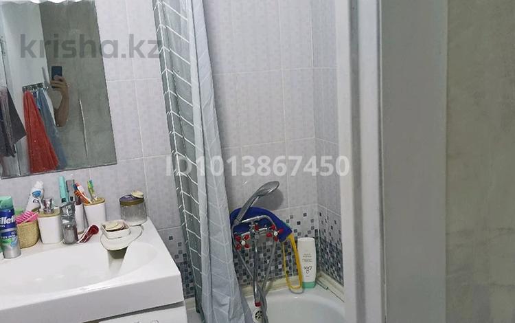 3-комнатная квартира · 48 м² · 5/5 этаж, 2 мкр 9 за 9 млн ₸ в Абай — фото 2