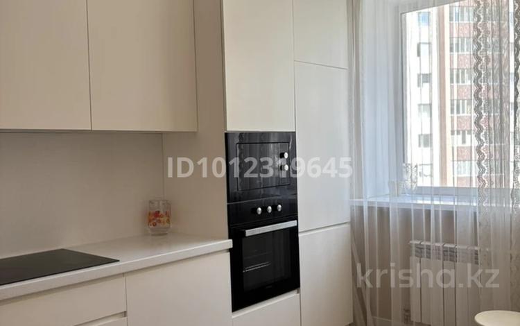 2-комнатная квартира · 60 м² · 4/9 этаж, Кордай 99 за 250 000 ₸ в Астане, Сарайшык р-н — фото 2