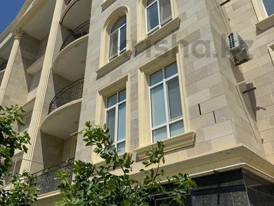 4-комнатная квартира · 140 м² · 4/4 этаж, мкр Сары Арка, Тулепова 84 за 500 000 〒 в Атырау