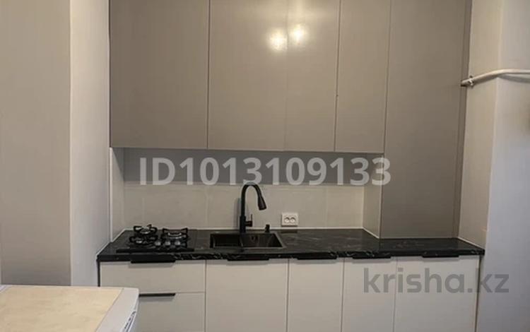 1-комнатная квартира · 43 м² · 3/5 этаж, мкр Асар-2 4 — Трц Tole bi за 120 000 ₸ в Шымкенте, Абайский р-н — фото 2