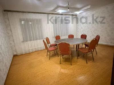 Отдельный дом · 6 комнат · 300 м² · 12 сот., Халиулина за 600 000 ₸ в Алматы, Медеуский р-н