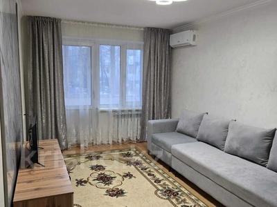 1-комнатная квартира · 33 м² · 2/5 этаж, мкр Тастак-2, Тлендиева за 26.5 млн ₸ в Алматы, Алмалинский р-н