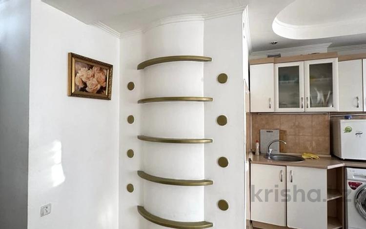 1-бөлмелі пәтер · 40 м² · 3/5 қабат, Макатаева 81 — Аблайхана, бағасы: 14 000 〒 в Алматы, Алмалинский р-н — фото 41