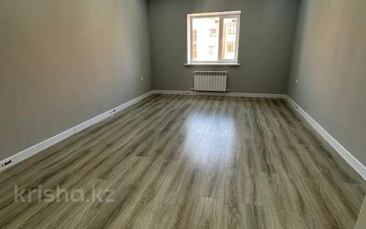 3-бөлмелі пәтер · 130.5 м² · 4/5 қабат, мкр. Алтын орда, бағасы: 41.3 млн ₸ в Актобе — фото 2
