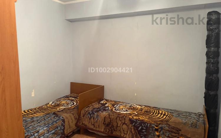 3-комнатная квартира · 45.8 м² · 4/5 этаж, 3 мкр 34 за 16 млн ₸ в Атырау, мкр Авангард-3 — фото 2