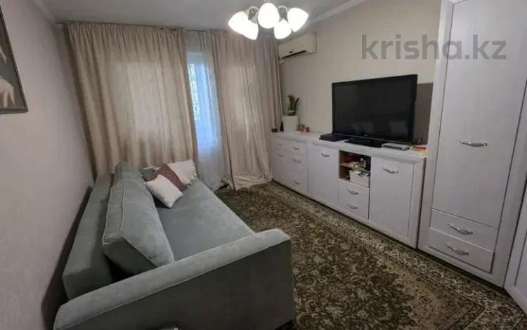 2-комнатная квартира · 46 м² · 4/4 этаж, мкр №8 — Во дворах. за 27 млн ₸ в Алматы, Ауэзовский р-н — фото 4