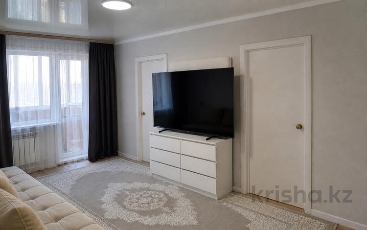 3-комнатная квартира · 46 м² · 5/5 этаж, Муканова за 17.4 млн ₸ в Караганде, Казыбек би р-н — фото 7