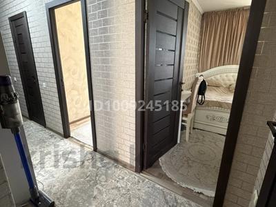 2-комнатная квартира · 60 м² · 5/9 этаж, мкр Аксай-1А 26 — Толеби Момышулы, Ташкентская Момышулы за 38 млн ₸ в Алматы, Ауэзовский р-н