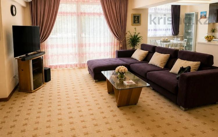 3-комнатная квартира · 120 м² · 3/6 этаж, проспект Абылайхана 74 за 800 000 ₸ в Алматы, Алмалинский р-н — фото 16