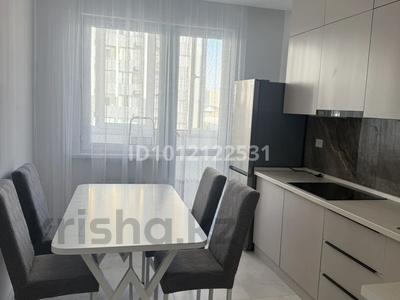 2-комнатная квартира · 62 м² · 3/12 этаж, мкр Алгабас, Омарова 5 — Рядом с мкр Аккент за 280 000 ₸ в Алматы, Алатауский р-н