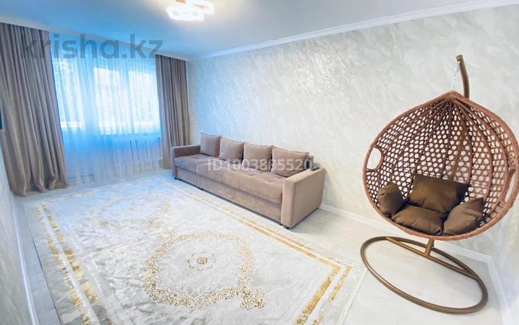 1-комнатная квартира · 38 м² · 3/5 этаж, мкр Юго-Восток, Республика 20 за 10 000 ₸ в Караганде, Казыбек би р-н — фото 2