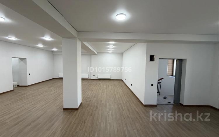 Еркін, кеңселер, дүкендер мен бутиктер · 84 м², бағасы: 67 млн ₸ в Алматы — фото 2
