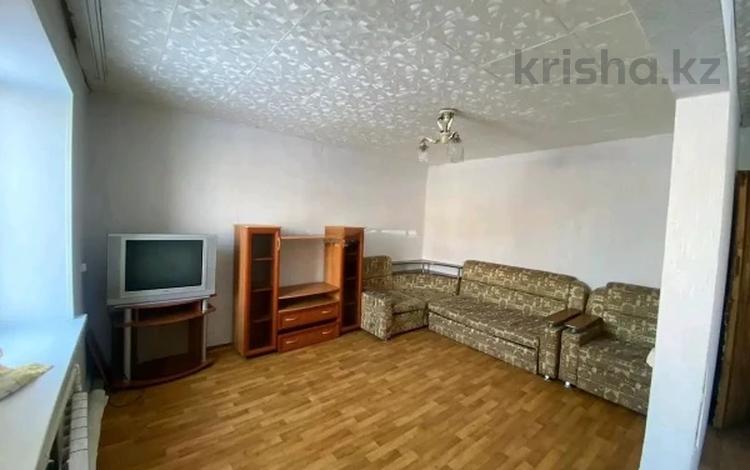 1-комнатная квартира, 38.2 м², 1/2 этаж, Фурманова за 4.9 млн 〒 в Бишкуле — фото 6
