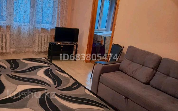 2-комнатная квартира · 47 м² · 3/5 этаж, мкр Новый Город, Пр.Б.Жырау 52а — За ТЦ Абзал за 165 000 ₸ в Караганде, Казыбек би р-н — фото 3