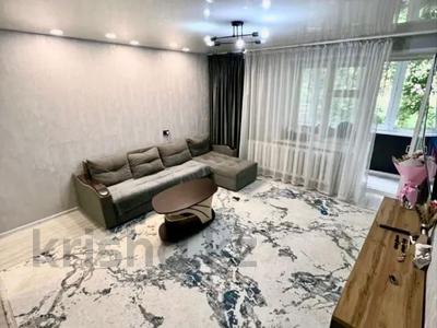 1-комнатная квартира · 41 м² · 1/9 этаж, Славского 64 за 18 млн 〒 в Усть-Каменогорске