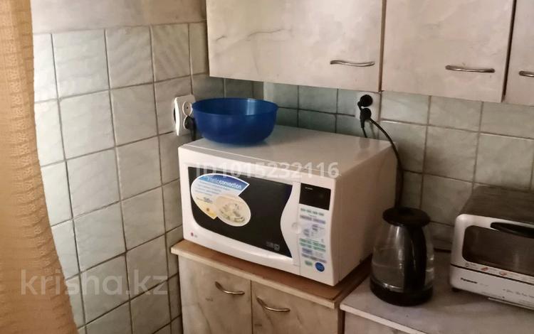1 бөлме · 18 м² · 1/2 қабат, 16-әскери қалашық ш/а. 292д, бағасы: 75 000 ₸ в Алматы, Турксибский р-н — фото 2