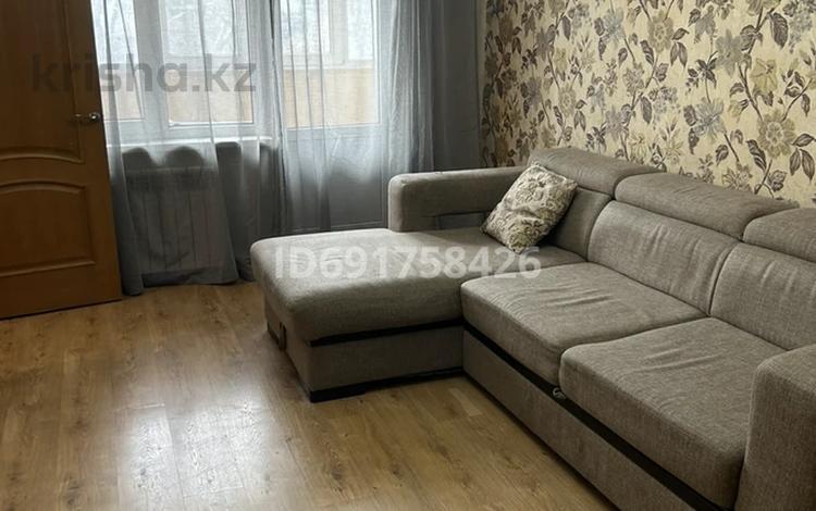 2-комнатная квартира, 50 м², 4/5 этаж помесячно, мкр Орбита-4 30