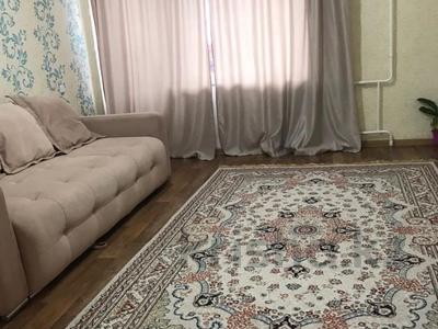 3-бөлмелі пәтер, 61 м², 8/9 қабат, мкр 4 32, бағасы: 19.5 млн 〒 в Уральске, мкр 4