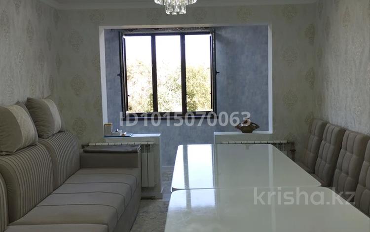 3-комнатная квартира · 60 м² · 4/5 этаж, 16-й микрорайон 43 за 28 млн ₸ в Шымкенте, Аль-Фарабийский р-н — фото 2