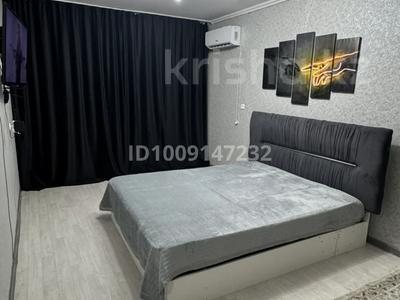 1-комнатная квартира · 33 м² · 4/5 этаж, мкр Кунаева 3 — Рядом торговый дом Азия мол и Рынок Женис за 11 000 ₸ в Уральске