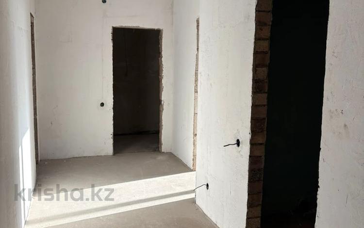 3-комнатная квартира · 105 м² · 3/20 этаж, Мангилик Ел 62/4 за 49.5 млн ₸ в Астане, Есильский р-н — фото 2
