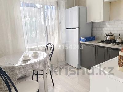 1-бөлмелі пәтер · 30 м² · 4/5 қабат, ул. Айтеке Би, бағасы: 9 млн ₸ в Актобе