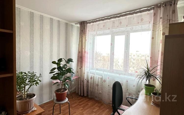 2-комнатная квартира · 47.8 м² · 4/5 этаж, 4 мкр 10 — 4 этаж за 8.5 млн ₸ в Степногорске — фото 20