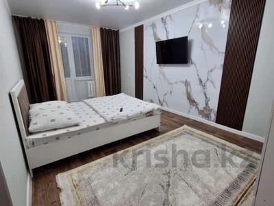 1-комнатная квартира, 32 м², 2/5 этаж, Кабанбай Батыра за 12.5 млн 〒 в Талдыкоргане