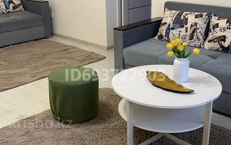 3-комнатная квартира · 88.11 м² · 17/17 этаж, Жандосова 150/3 за 30 000 〒 в Алматы, Ауэзовский р-н — фото 2