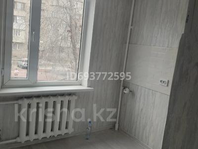 1-комнатная квартира, 32 м², 2/5 этаж, Титова за 18.2 млн 〒 в 