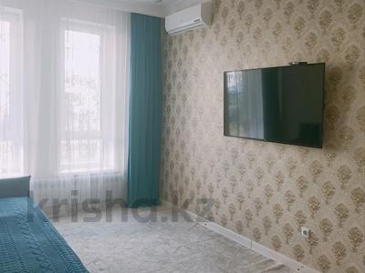 3-комнатная квартира · 90 м² · 1/6 этаж, Кабанбай батыра 60/5 — Гейдар Алиева за 30 000 ₸ в Астане, Есильский р-н