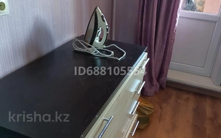 3 бөлме · 68 м² · 3 қабат, Горького 41 — 1 мая-чокина, бағасы: 40 000 ₸ в Павлодаре — фото 2